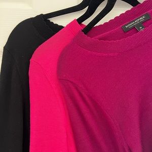 Lot of 3 banana republic merino wool sweaters
